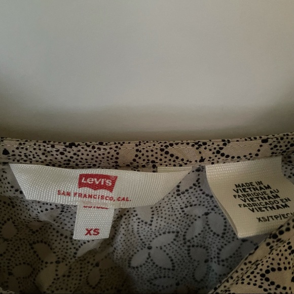 Levi’s Floral Tie Knot Strap Cami - Picture 2 of 2